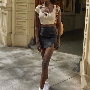 Verge Girl black skirt